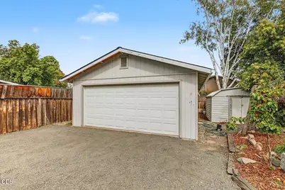 611 Edwina Avenue, Central Point, OR 97502 - Photo 43