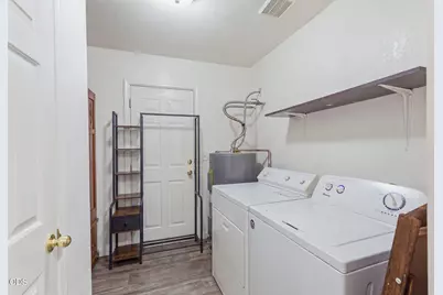 1086 Rainwood Lane, Grants Pass, OR 97527 - Photo 11