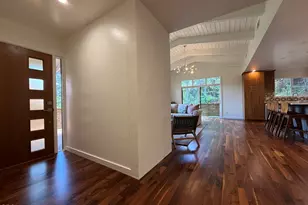 597 Henley Way, Ashland, OR 97520 - Photo 3