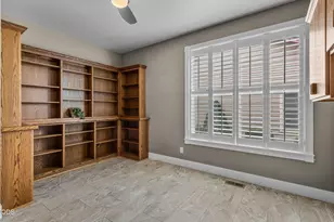 1748 NW Nickernut Pl, Redmond, OR 97756 - Photo 21