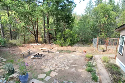 2461 W Evans Creek Road, Rogue River, OR 97537 - Photo 21