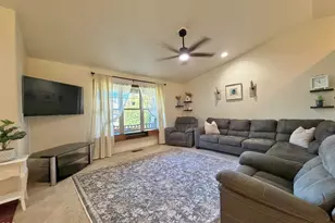 3235 Paramont St, Klamath Falls, OR 97603 - Photo 5