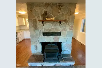 2460 Wolf Lane, Grants Pass, OR 97527 - Photo 7