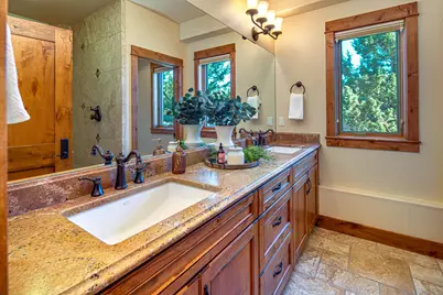 824 Highland View Loop, Redmond, OR 97756 - Photo 67