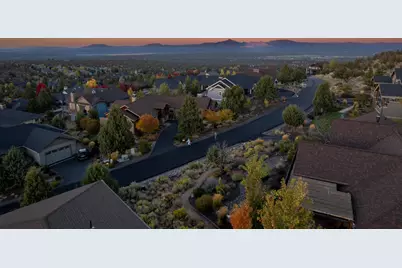 824 Highland View Loop, Redmond, OR 97756 - Photo 17