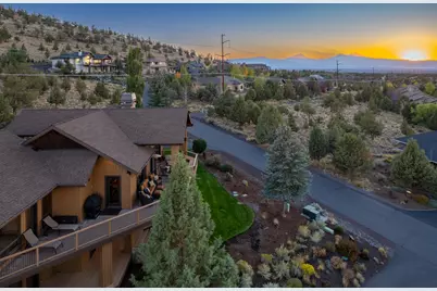 824 Highland View Loop, Redmond, OR 97756 - Photo 11