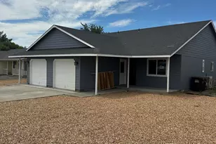 2229 NE Yellowpine Rd, Prineville, OR 97754 - Photo 3