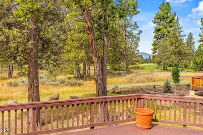 9522 Kestrel Road, Klamath Falls, OR 97601 - Photo 43