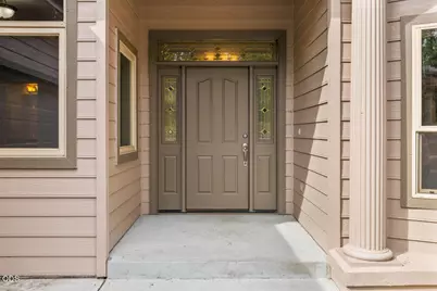 9522 Kestrel Road, Klamath Falls, OR 97601 - Photo 5