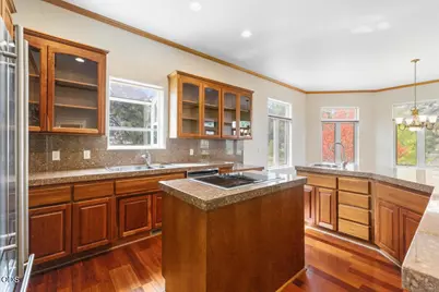 9522 Kestrel Road, Klamath Falls, OR 97601 - Photo 15