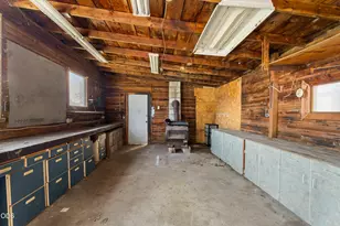 175 W Evans Creek Rd, Rogue River, OR 97537 - Photo 27