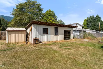 175 W Evans Creek Road, Rogue River, OR 97537 - Photo 25