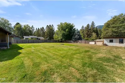 175 W Evans Creek Road, Rogue River, OR 97537 - Photo 23