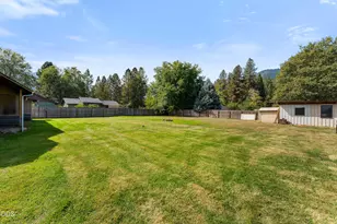 175 W Evans Creek Rd, Rogue River, OR 97537 - Photo 23