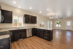 171 Poppy Bay Pl, Talent, OR 97540 - Photo 7
