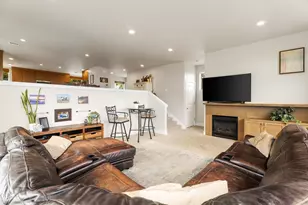 328 Parks Loop, Redmond, OR 97756 - Photo 11