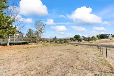 324 SE Barber Road, Madras, OR 97741 - Photo 11