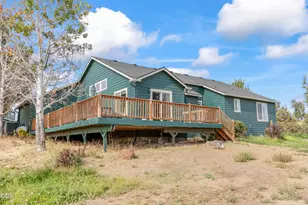 324 SE Barber Rd, Madras, OR 97741 - Photo 9