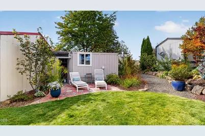 6100 S Highway 97 #UNIT 42, Redmond, OR 97756 - Photo 29