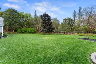 8939 Monument Dr, Grants Pass, OR 97526 - Photo 37