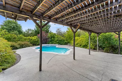 8939 Monument Drive, Grants Pass, OR 97526 - Photo 31