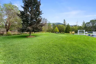 8939 Monument Drive, Grants Pass, OR 97526 - Photo 39