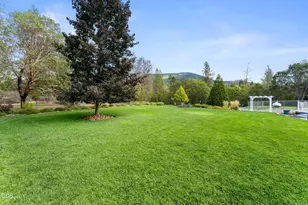 8939 Monument Dr, Grants Pass, OR 97526 - Photo 39