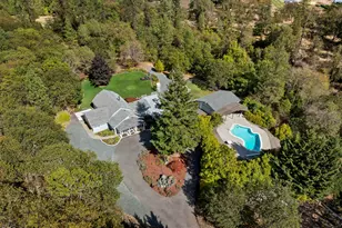 8939 Monument Dr, Grants Pass, OR 97526 - Photo 1