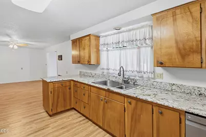 203 S Rose Street, Phoenix, OR 97535 - Photo 7