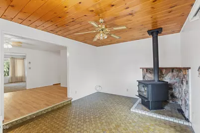 203 S Rose Street, Phoenix, OR 97535 - Photo 11