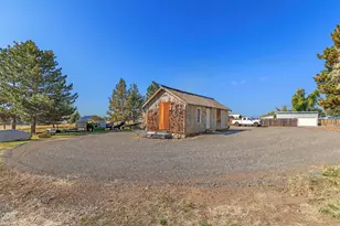 7808 Hilyard Ave, Klamath Falls, OR 97603 - Photo 65