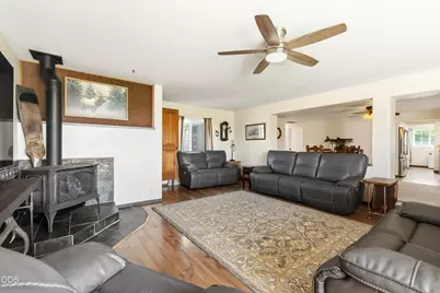 7808 Hilyard Avenue, Klamath Falls, OR 97603 - Photo 9