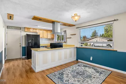 723 SW Cypress Street, Grants Pass, OR 97526 - Photo 5