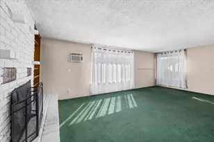 723 SW Cypress St, Grants Pass, OR 97526 - Photo 9