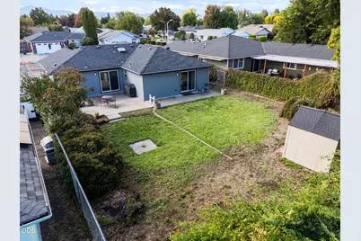 1003 Juanita Way, Central Point, OR 97502 - Photo 31