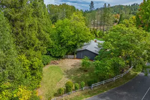 170 Allenwood Dr, Grants Pass, OR 97527 - Photo 41