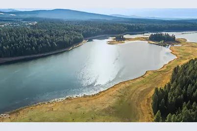 [Address not provided], Ashland, OR 97520 - Photo 19