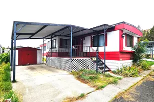 200 SW D St, Madras, OR 97741 - Photo 17