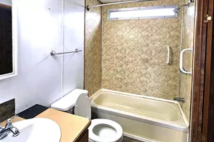 200 SW D St, Madras, OR 97741 - Photo 13