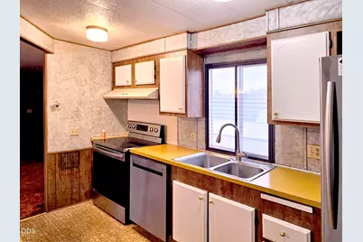 200 SW D Street #10, Madras, OR 97741 - Photo 7