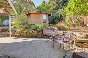 487 Rock St, Ashland, OR 97520 - Photo 49