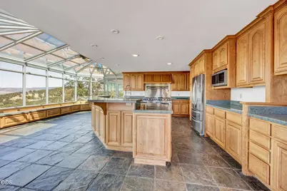 5311 Pioneer Road, Medford, OR 97501 - Photo 27