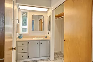 783 S Stage Rd, Medford, OR 97501 - Photo 37