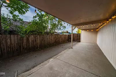 [Address not provided], Eagle Point, OR 97524 - Photo 31