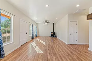 630 Schumacher St, Cave Junction, OR 97523 - Photo 11