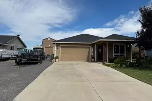 611 E A St, Culver, OR 97734 - Photo 3