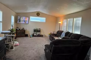 611 E A St, Culver, OR 97734 - Photo 15