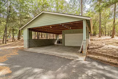 124 Dearing Way, Grants Pass, OR 97527 - Photo 3