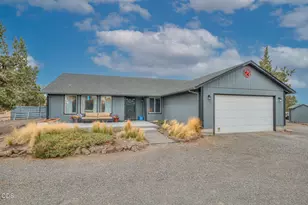 25430 Elk Ln, Bend, OR 97701 - Photo 3
