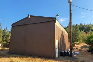 1760 Placer Rd, Wolf Creek, OR 97497 - Photo 3